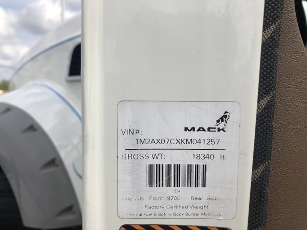 USED 2019 MACK GRANITE GU713 DUMP TRUCK #1535-9